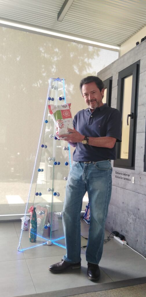 WhatsApp Image 2023-12-20 at 14.10.07 (2)